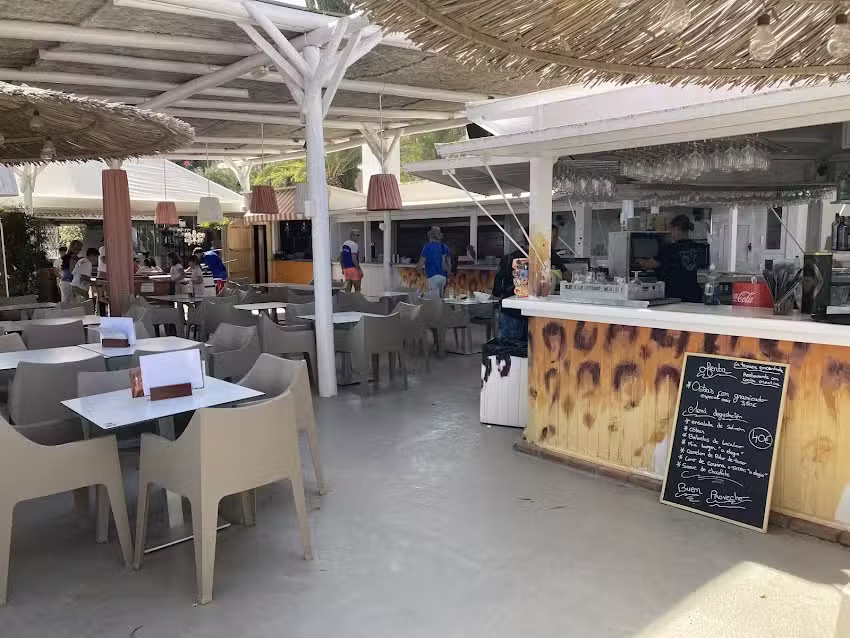RESTAURANTE/BAR OASIS DE LAS PALMERAS