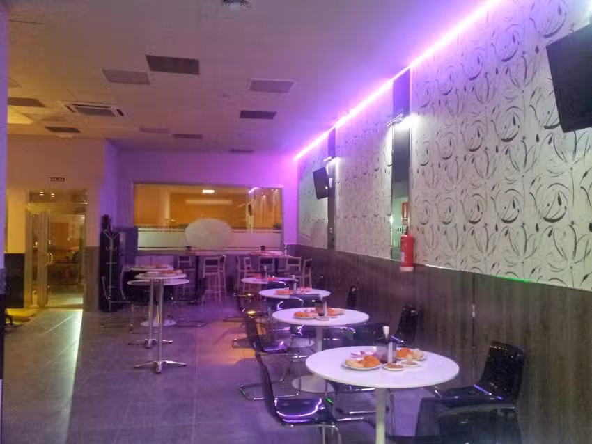 Restaurante Caf&eacute; Bar El Pol&iacute;gono