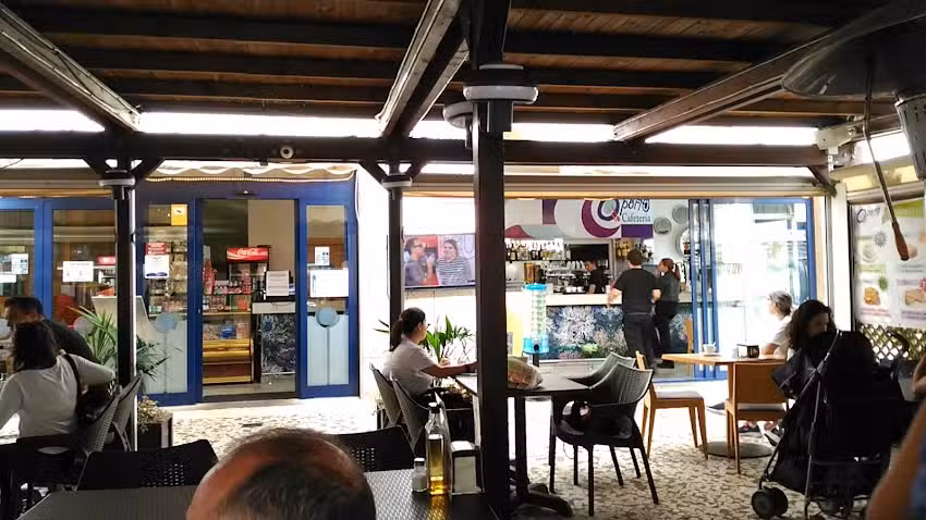 Restaurante Caf&eacute; Oporto