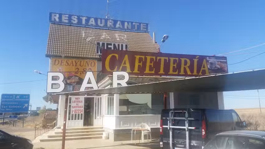Restaurante Cafeter&iacute;a &Aacute;lvarez