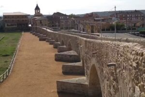 Restaurante Cafeteria Don Suero de Qui&ntilde;ones