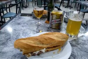 Restaurante Cafeter&iacute;a Saseta Sl