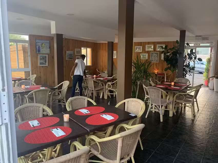 Restaurante Calam&oacute;n