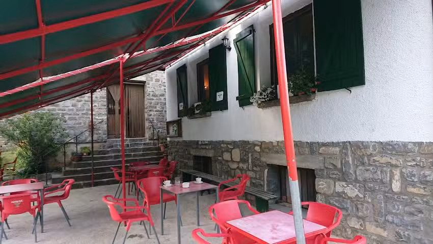 Restaurante Camping Valle de Ans&oacute;