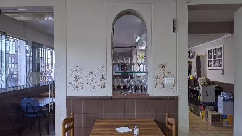 Restaurante CASA LA ROJA.