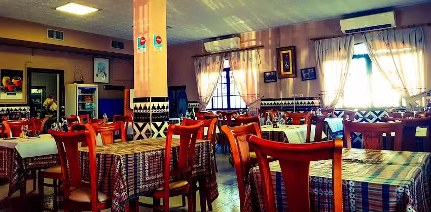 Restaurante El Algarrobo