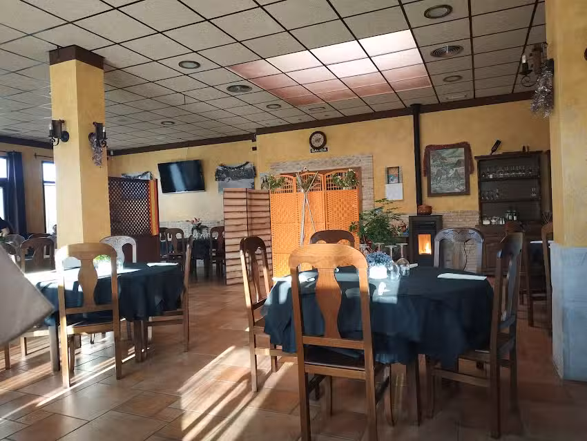 Restaurante El Caldero M&aacute;gico Cafeter&iacute;a