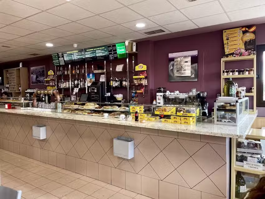 Restaurante Gasolinera La Maya