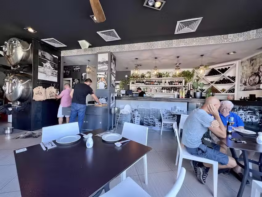 Restaurante Inch Bar