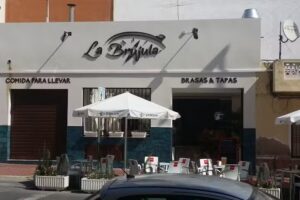 Restaurante La Br&uacute;jula