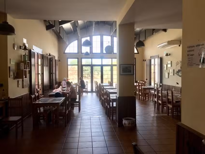 Restaurante La Estaci&oacute;n &ndash; Carnes a la Brasa y Arroces