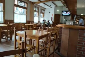 Restaurante Los Casta&ntilde;ales