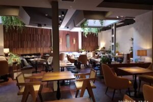 Restaurante Lumi&egrave;re