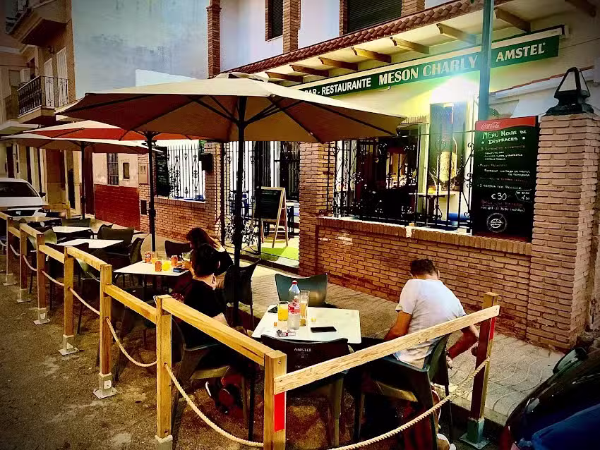 Restaurante Mes&oacute;n Charly Rafelbunyol