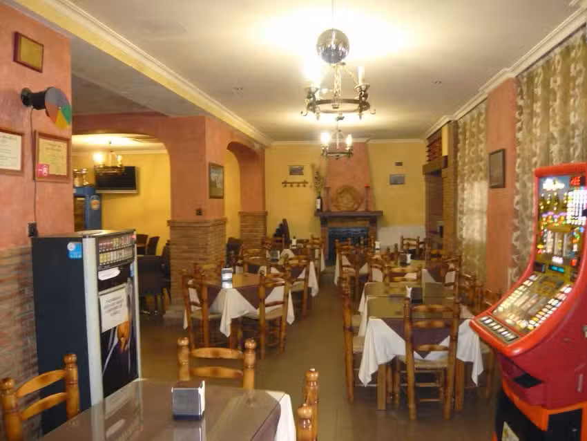 Restaurante Mes&oacute;n la Taberna