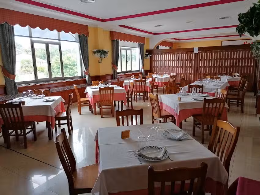 Restaurante Os Pir&uacute;s