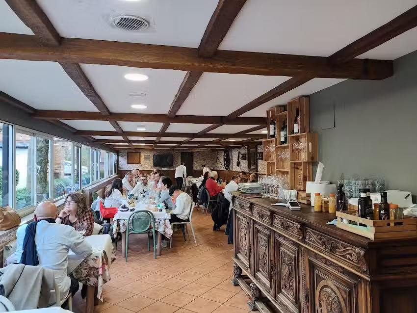 Restaurante &ndash; Parrilla Jardines del Marisol