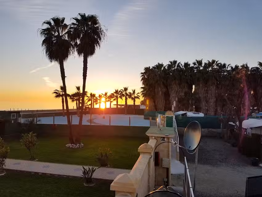 Restaurante Playa Naturista &ndash; Nudista Almanat