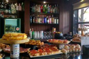 Restaurante Qarnal &middot; Carnes &middot; Paellas &middot; Take away &middot; En Villaviciosa de Od&oacute;n