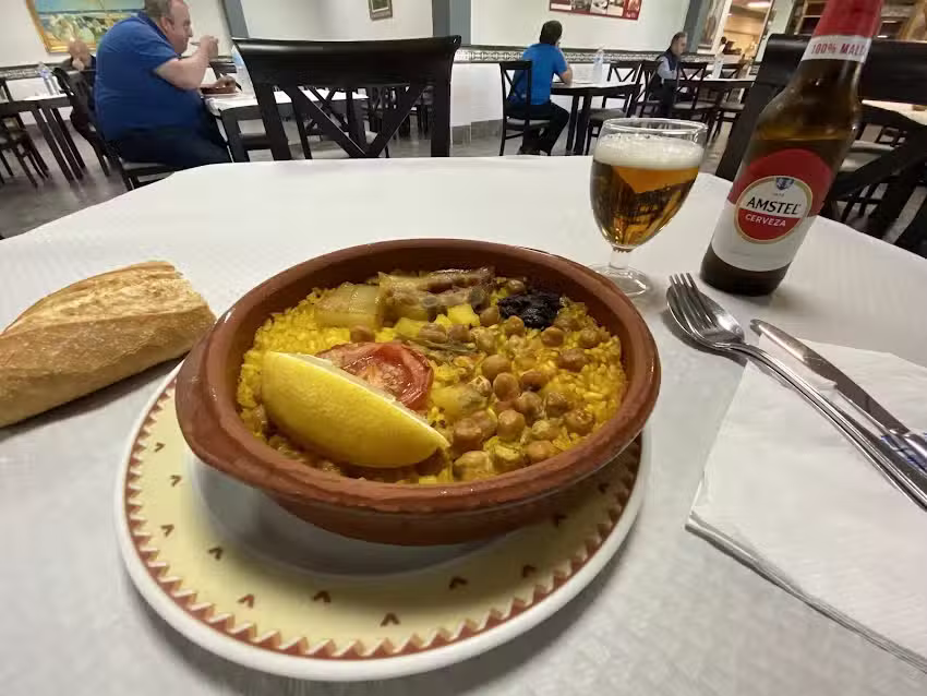 Restaurante R&iacute;o Verde