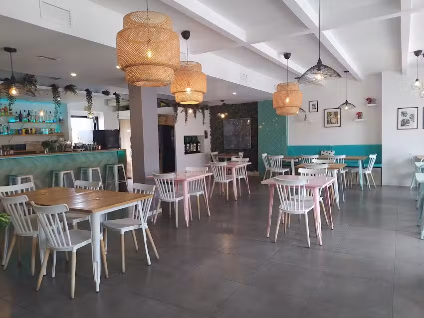Restaurante Selv&aacute;tica Tapas & Burger en San Javier, Murcia &ndash; Nativo