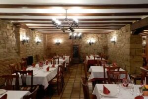 Restaurante Sidrer&iacute;a Casa Armend&aacute;riz