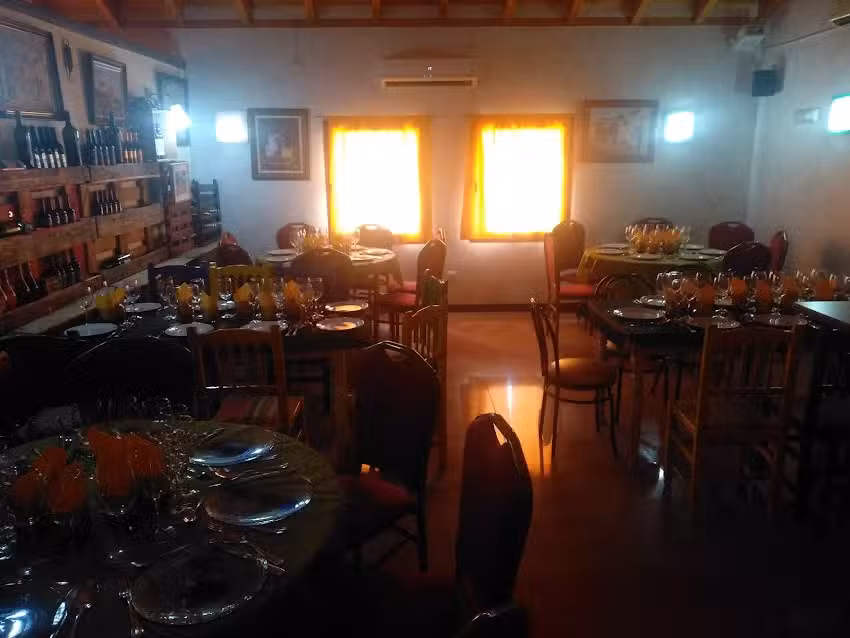 Restaurante Taper&iacute;a elBullicio