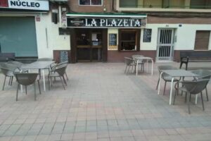 Restaurante Taper&iacute;a La Plazeta