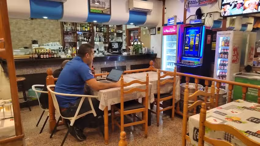 RESTAURANTE Y MARISQUERIA CASA MIGUEL