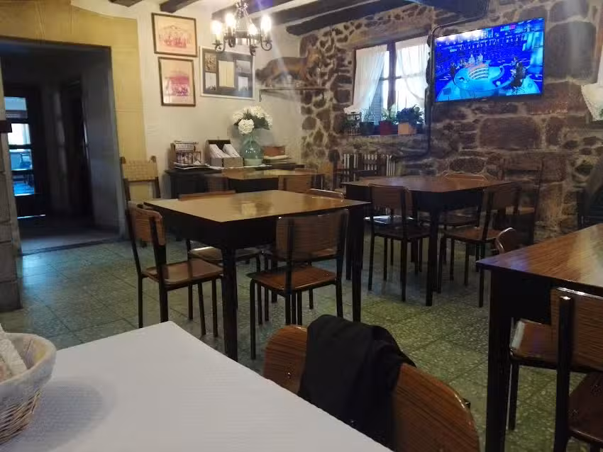 Restaurante y pensi&oacute;n Uxarte &ndash; ARRASATE / MONDRAGON