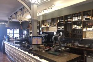 Restaurate Megui&ntilde;ez