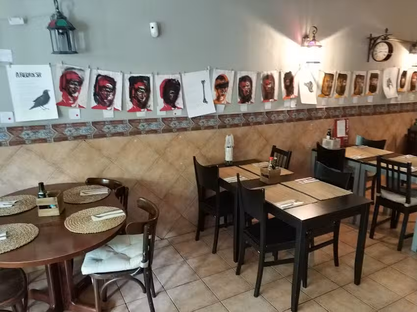Resto &ndash; Bar Camiri
