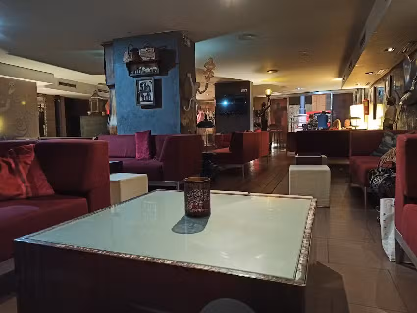 Rick&rsquo;s caf&eacute; & piano bar