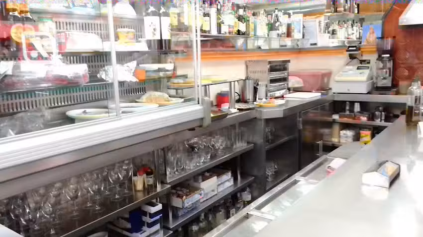 R&iacute;o Caf&eacute; Bar