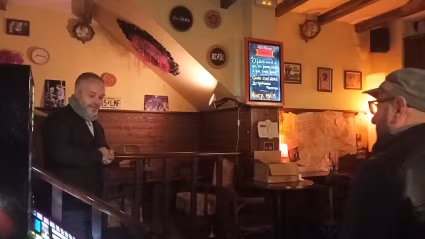 Rock Corner Bar