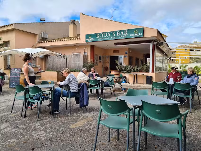 Roda&rsquo;s Bar