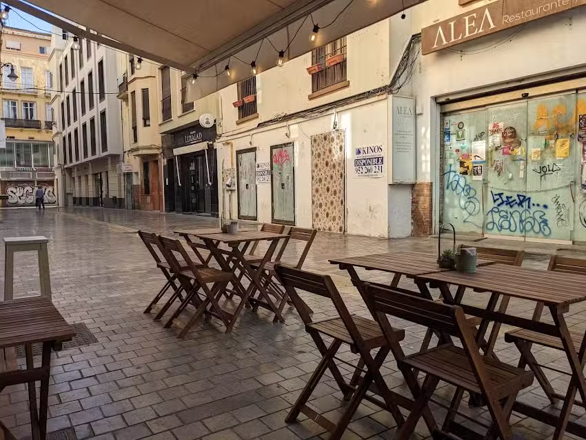 ROU mate caf&eacute; bar