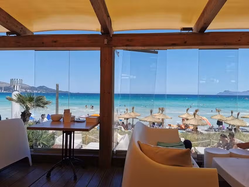 Royal Beach gastrosenses