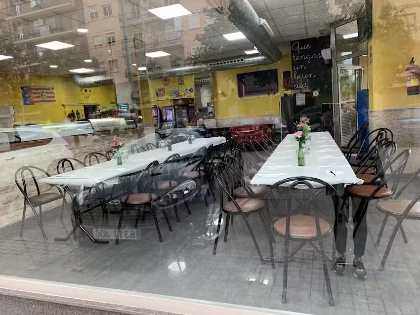 Rusinyol | Bar Cafeter&iacute;a