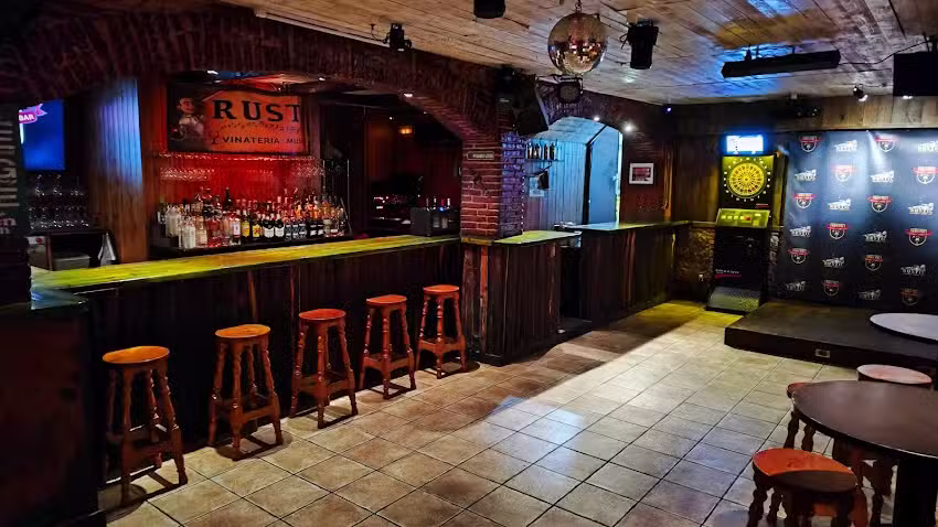 RUSTIC ARMS