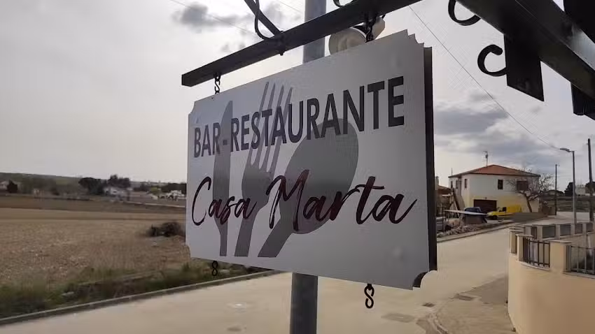 R&uacute;stiko Bar Parrilla