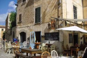 Sa Cova Bar i Tapes Santany&iacute;