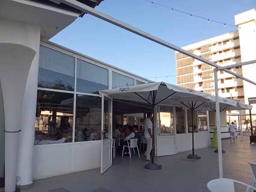 Sabana Club & Terrace