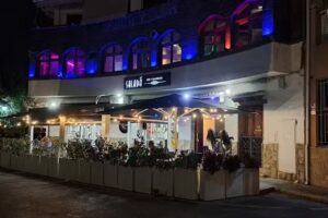 SALAD&Aacute; Bar&Almuerzos