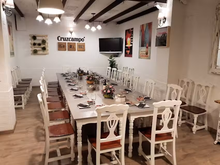 Salado Seis Tapas Bar