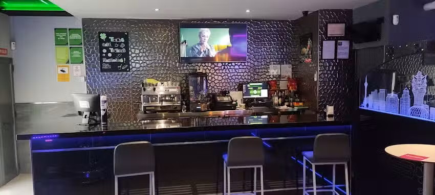 SALON DE JUEGOS TREBOL slots-cafe