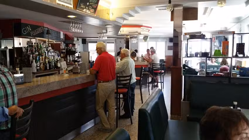 Salones Victoria del &Oacute;rbigo S.L.