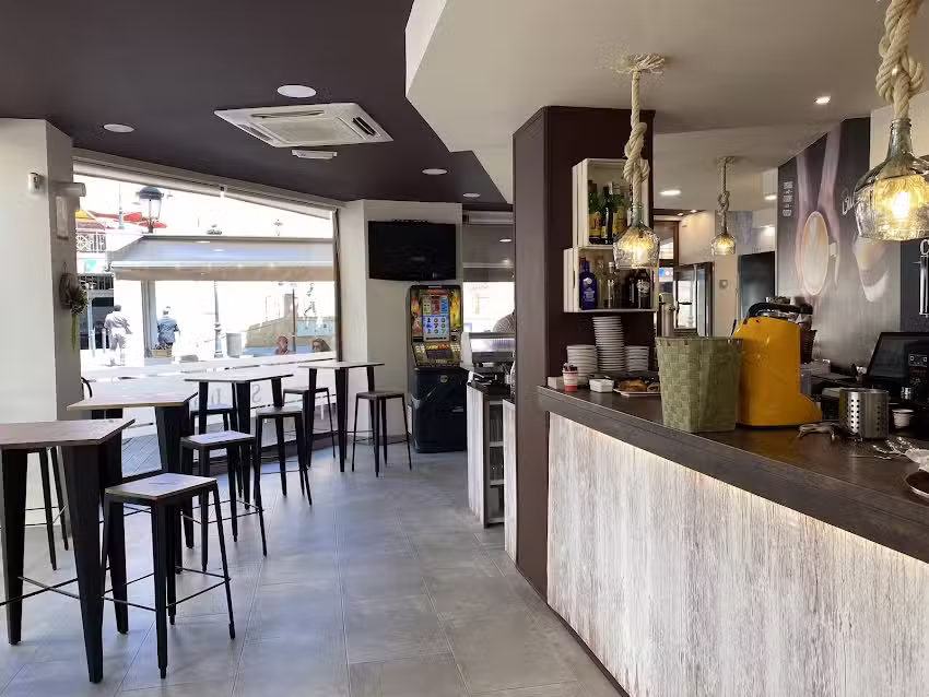 SAN JUAN Taper&iacute;a Cervecer&iacute;a.