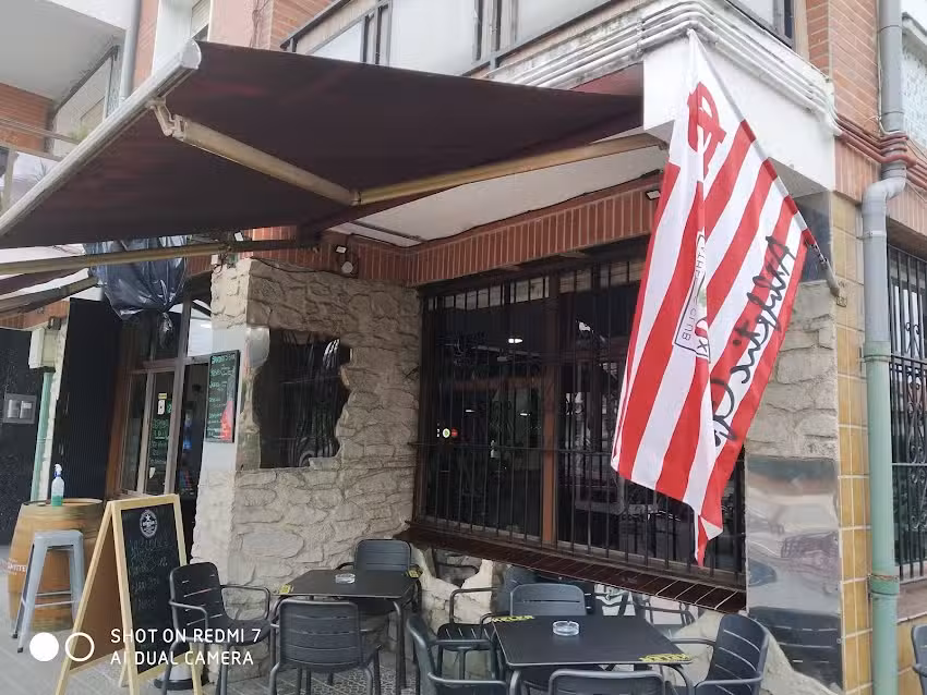 Sandra&rsquo;s bar