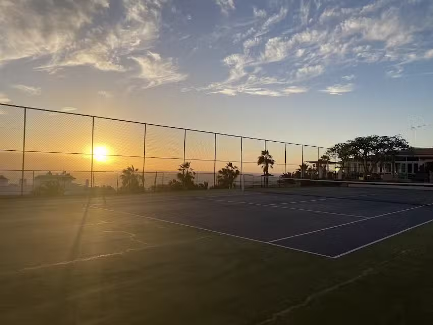 Santa Barbara Momentos &ndash; Tennis, Bar & Kitchen | Tenerife